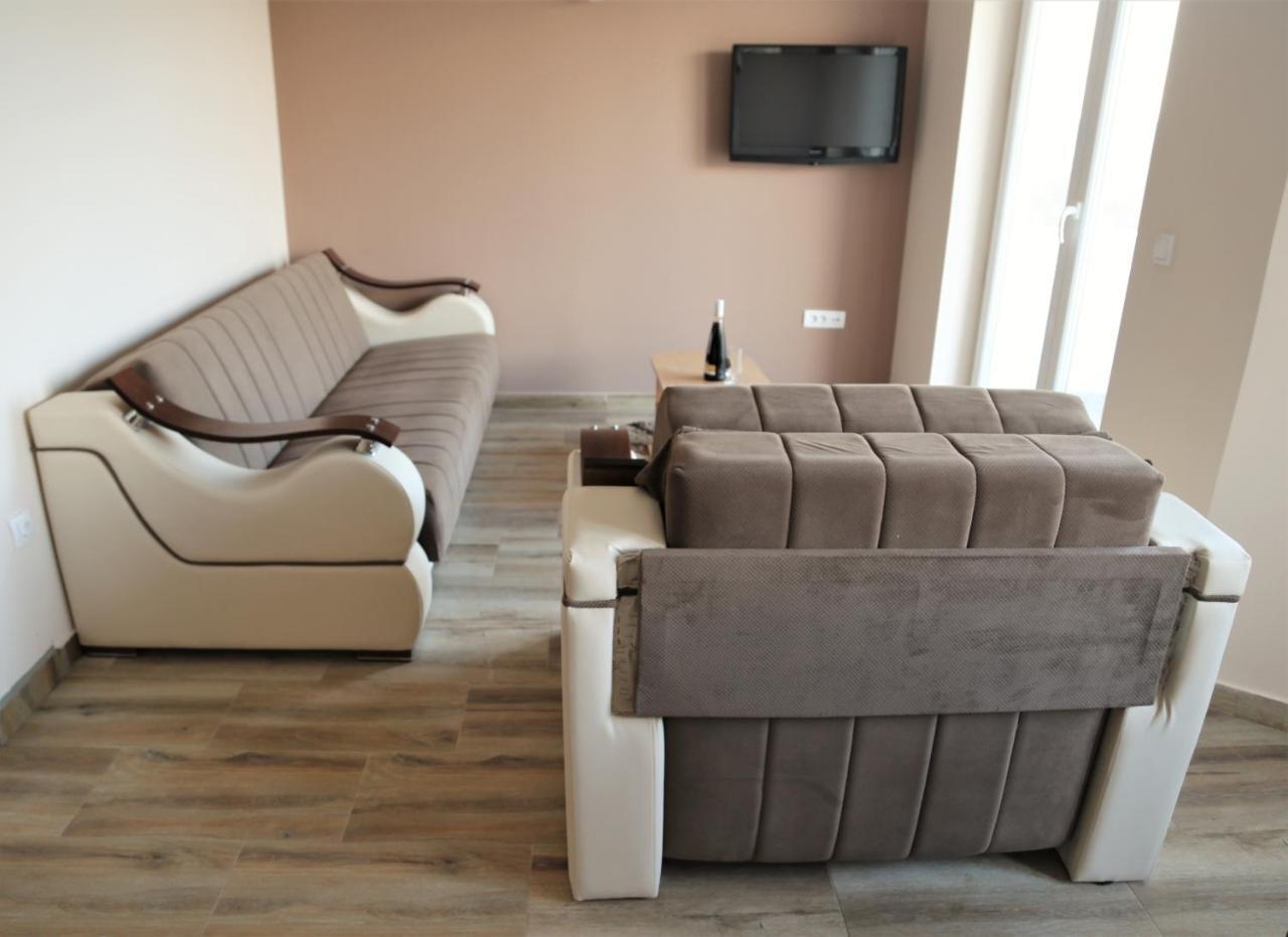 Fruskogorska Idila Apartmani Vrdnik Εξωτερικό φωτογραφία