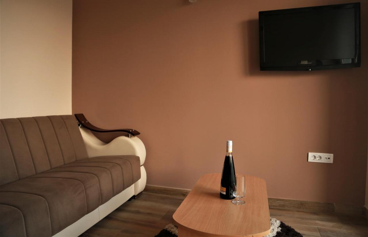 Fruskogorska Idila Apartmani Vrdnik Εξωτερικό φωτογραφία